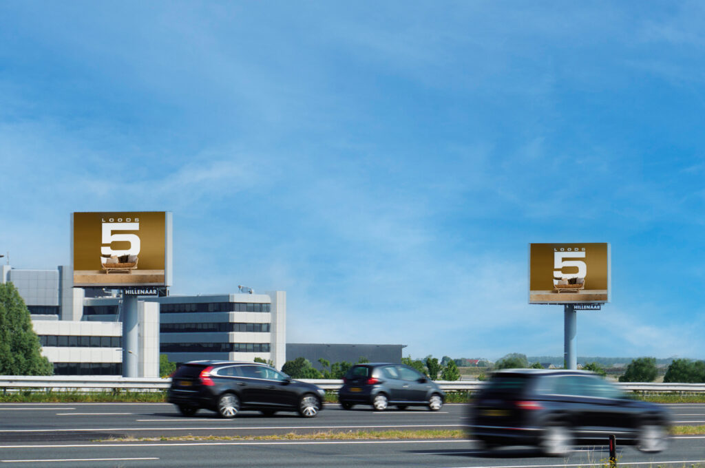 Loods 5 snelwegmast Twins snelwegmasten